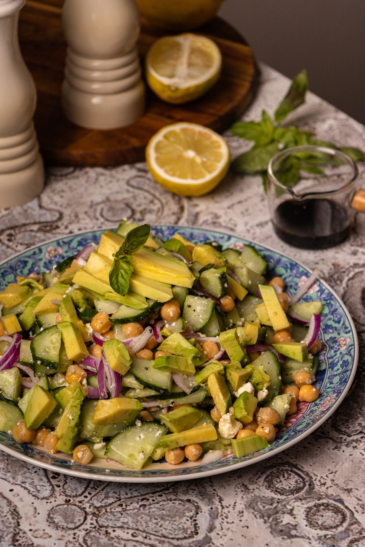 Chickpea salad recipe, Easy chickpea salad,, Chickpea cucumber salad, Chickpea salad with feta and avocado, Healthy chickpea salad, No-cook salad recipe