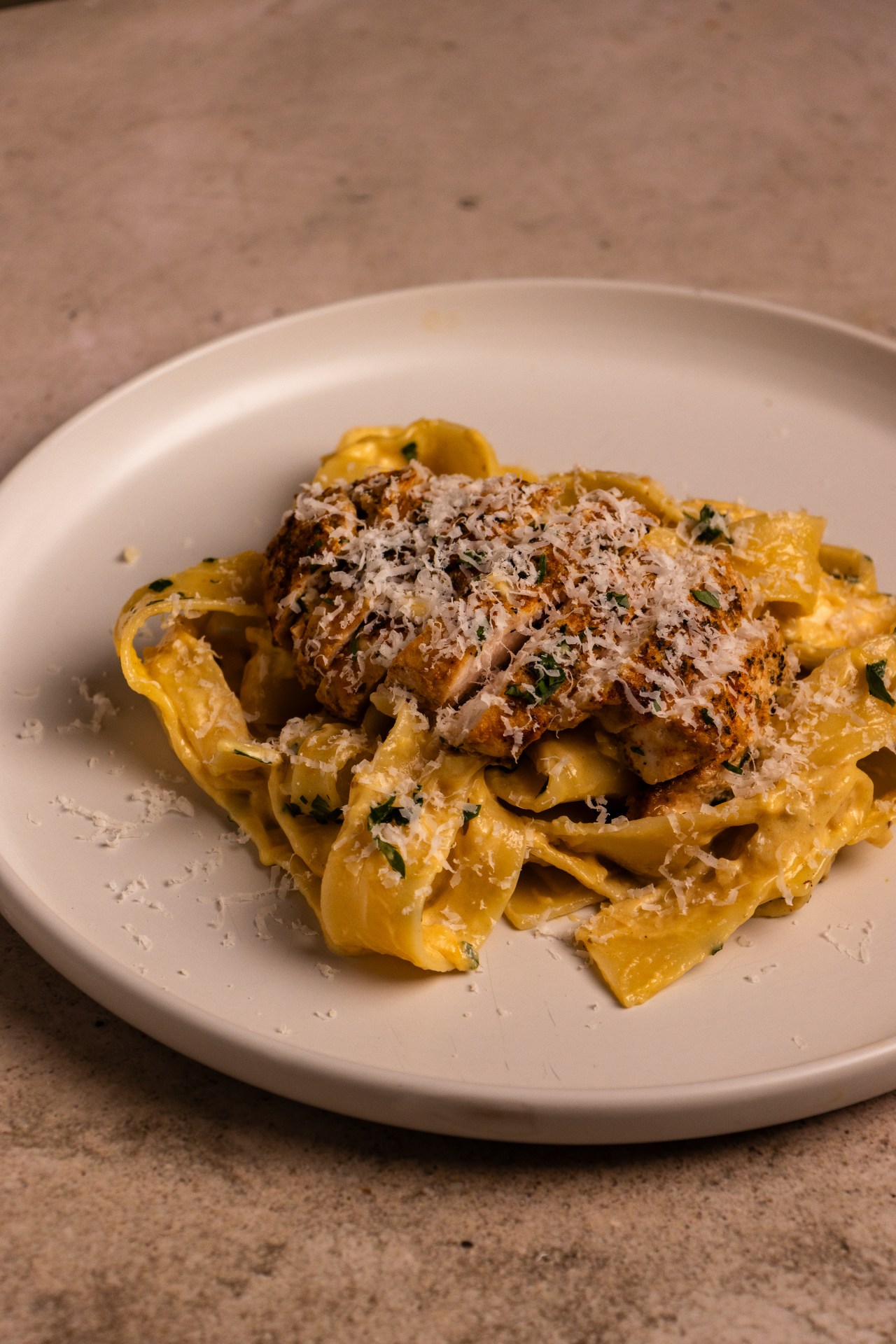 Creamy Chicken Alfredo Pasta with golden chicken, garlic butter, and Parmesan cream sauce. A rich, restaurant-quality pasta recipe ready in just 30 minutes.